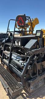 Caterpillar AP650B Asphalt Paver