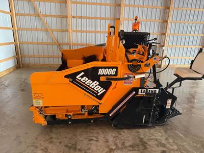 2024 LeeBoy 1000 Asphalt Paver