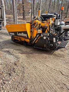 2022 LeeBoy 7000C Asphalt Paver