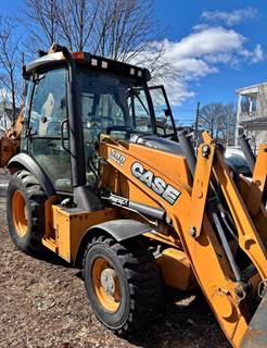 2015 Case 580 Super M Backhoe - 4 in 1 Bucket