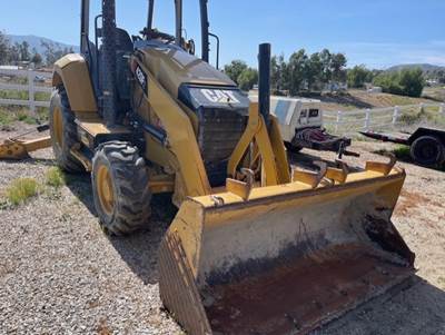 2017 Caterpillar 420F2 Backhoe