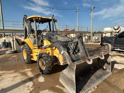 Volvo BL60B Backhoe
