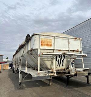 1995 Trinity Trailer Eagle Bridge Belt Trailer