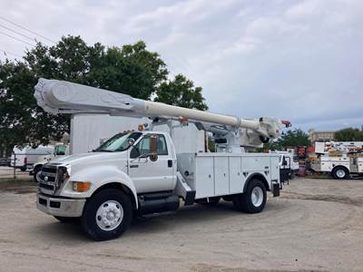 2008 Ford F-250 Boom / Bucket Truck