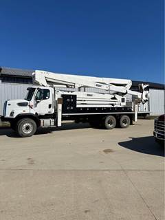 2015 Freightliner 108 Boom / Bucket Truck