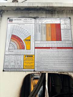 2000 International 4700 Boom / Bucket Truck