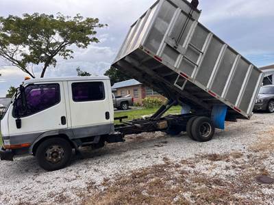 2002 Mitsubishi Fuso Dump Truck