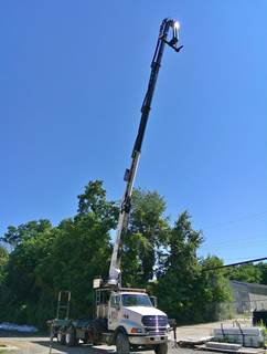 2006 Sterling LT9500 Boom / Bucket Truck