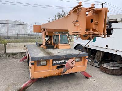 1995 Broderson IC80 Carry Deck Crane