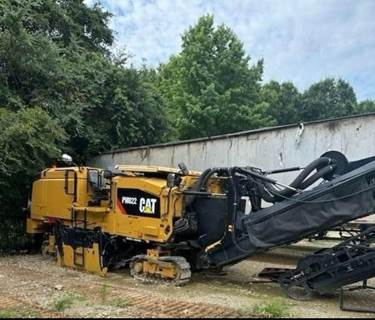 2018 Caterpillar PM-822 Cold Planer / Milling Machine