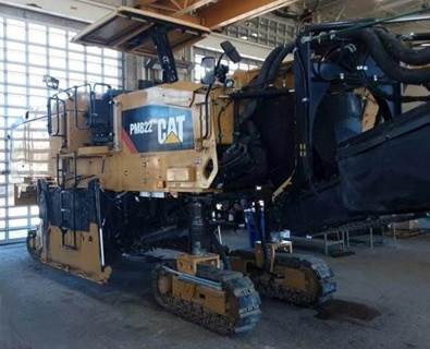 2018 Caterpillar PM-822 Cold Planer / Milling Machine