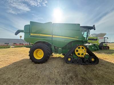 2023 John Deere S790 Combine