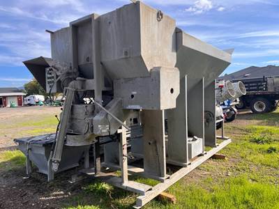 2007 Cemen Tech Concrete Batch Plant