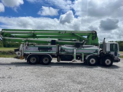 1999 Schwing 42 Meter Concrete Pump Truck