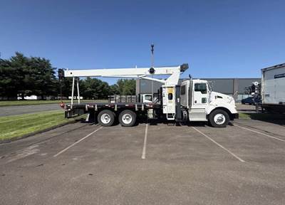 Kenworth T400 18-Ton Crane Truck - 2013 Altec AC18-70B Crane