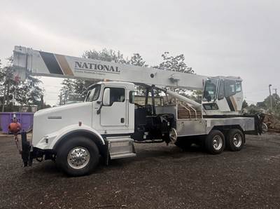 2003 Kenworth T800 Crane Truck - National 1500 Crane