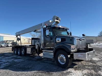 Mack B47 30-Ton Crane Truck - 2026 NATIONAL NBT30H-2 Crane, 12 Spd