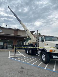 Sterling 6513 40-Ton Crane Truck - 2008 NATIONAL 1800 Crane, 104ft Reach