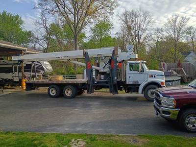 Sterling 8513 30-Ton Crane Truck - 2004 MANITEX 30124SX Crane