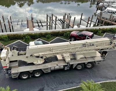 2000 Terex T560 Crane Truck