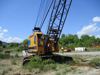 American 4260 45-Ton Crawler Crane