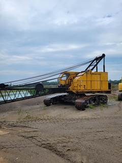 American 599C 40-Ton Crawler Crane