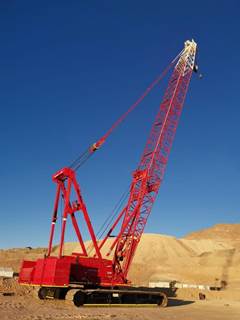 Manitowoc 2250 300-Ton Crawler Crane