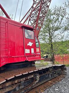 Manitowoc 3900 Vicon 100-Ton Crawler Crane