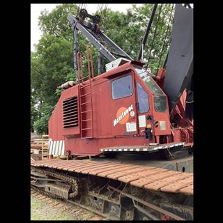 Manitowoc 4000W VICON 175-Ton Crawler Crane
