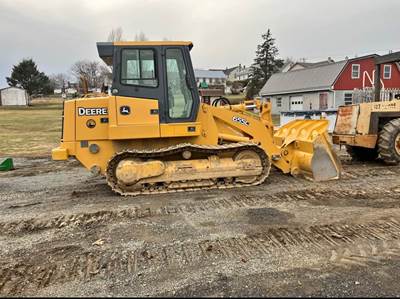 2002 John Deere 655C Crawler Loader - Tooth Bucket