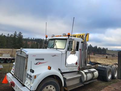 1985 Kenworth 900 Day Cab Truck