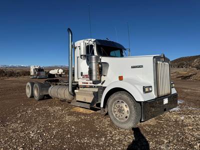 2005 Kenworth W900 Day Cab Truck