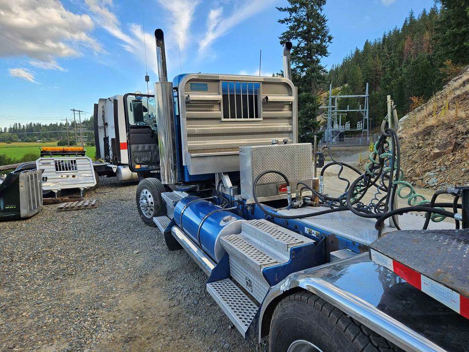 2005 Kenworth W900L Day Cab Truck For Sale Boise, ID ID091223JES