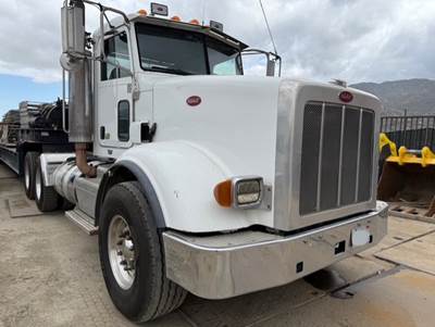 2012 Peterbilt 367 Day Cab Truck