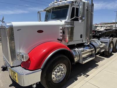 2021 Peterbilt 367 Day Cab Truck