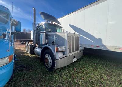 1995 Peterbilt 378 Day Cab Truck