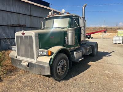 2004 Peterbilt 379 Day Cab Truck