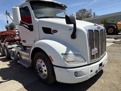 2016 Peterbilt 567 Day Cab Truck