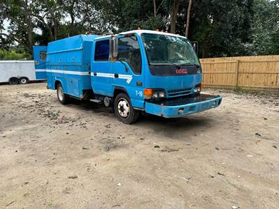 2003 GMC W5500 Box Truck