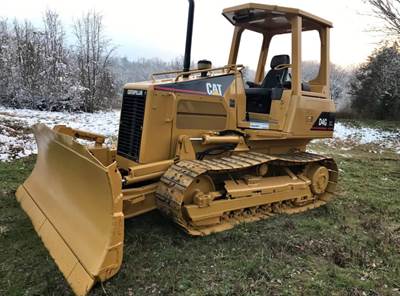 2002 Caterpillar D4G XL Dozer - 6 Way Blade