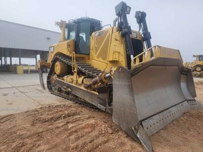2017 Caterpillar D8T Dozer