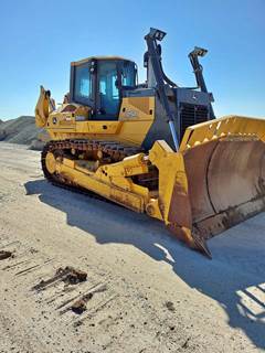 2011 John Deere 1050J Dozer