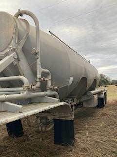2008 Heil 1040 Cu Ft Dry Bulk / Pneumatic Tank Trailer