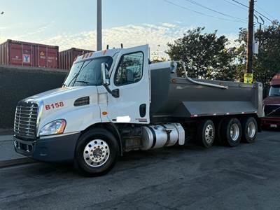 2012 Freightliner Cascadia Dump Truck