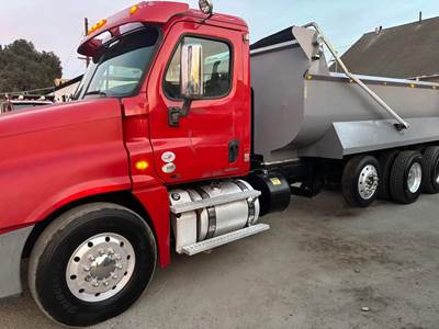 2012 Freightliner Dump Truck