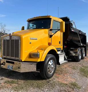 2007 Kenworth T800 Dump Truck