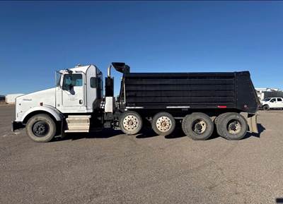 2010 Kenworth T800 Dump Truck