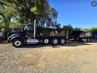 2015 Kenworth T880 Dump Truck