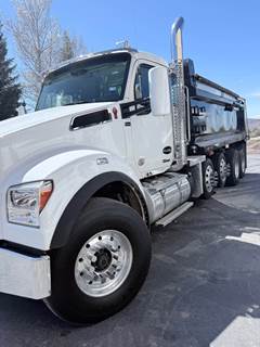 2024 Kenworth T880 Dump Truck
