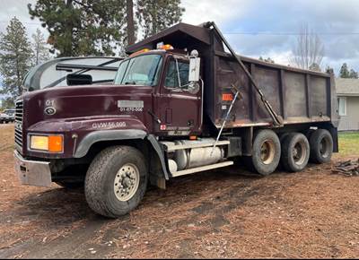 1993 Mack Tri-Axle Golden Bulldog Edition Dump Truck